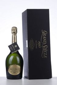france-champagne-sparkling-wine-laurent-perrier-grand-siecle-lumiere-du-millenaire-1990